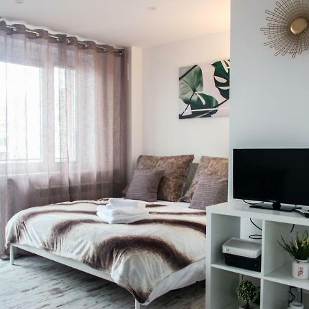 Sunny City Center Apartment ワルシャワ エクステリア 写真